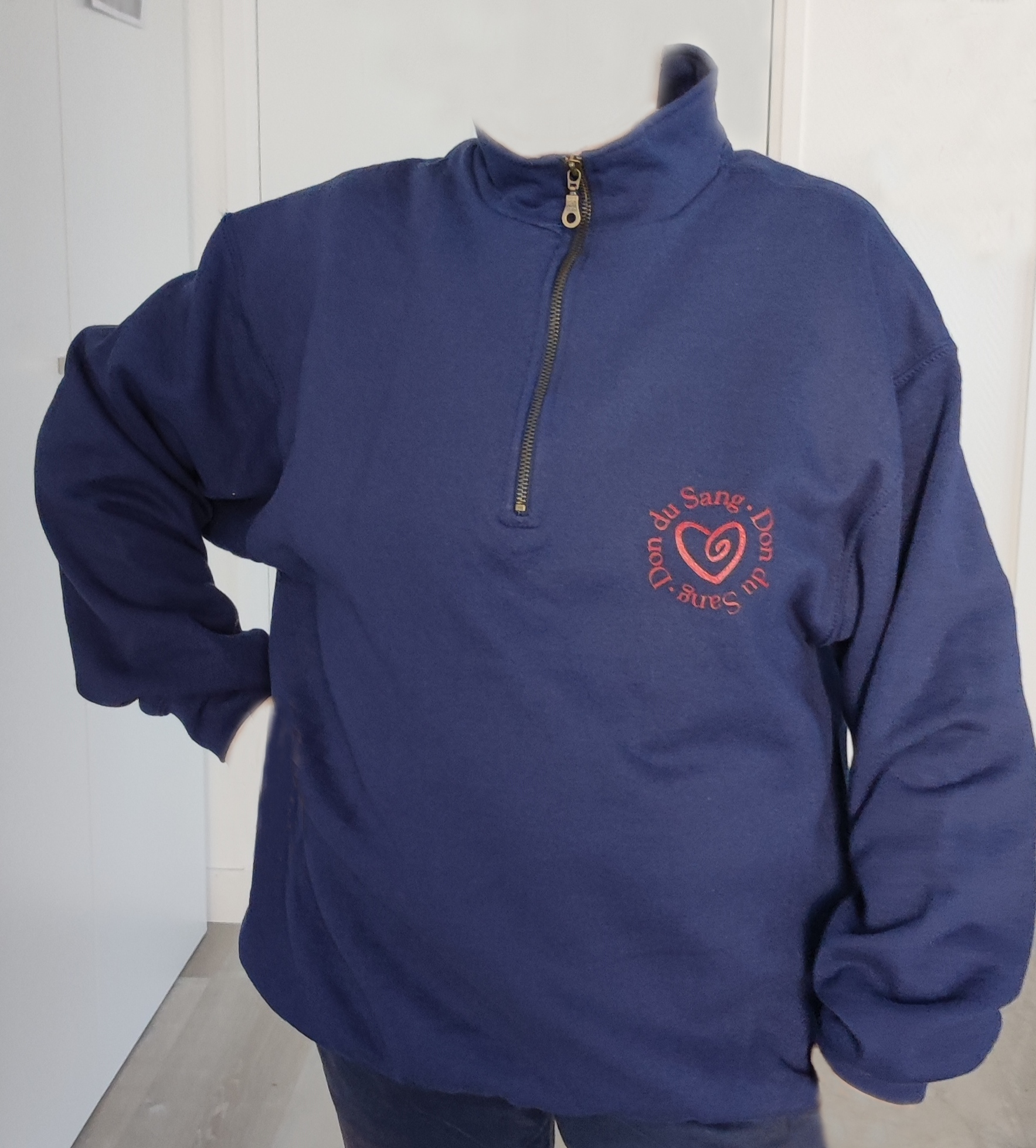 Sweat bleu - fin de série- taille L